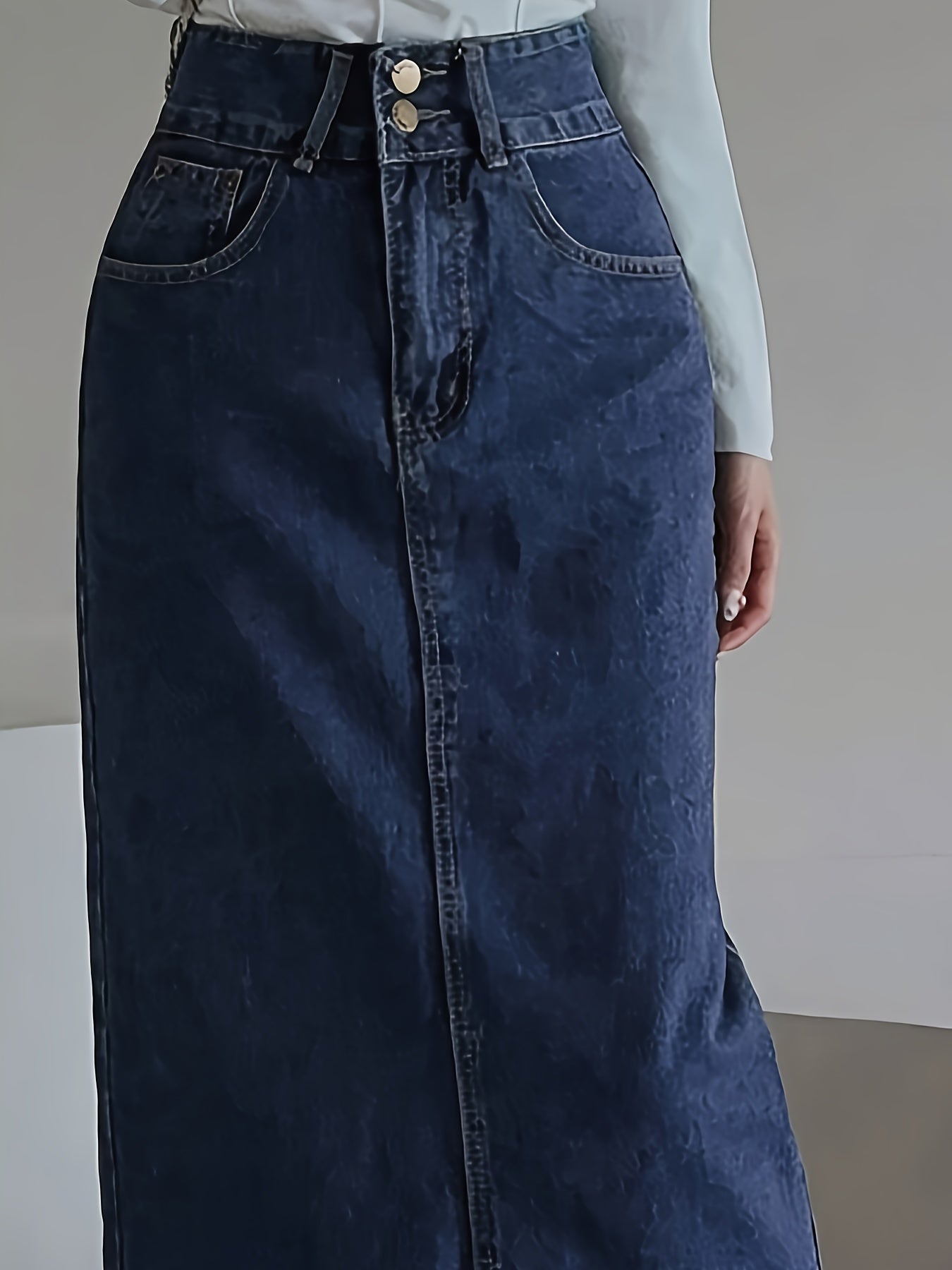 Dark washed maxi denim skirt with retro style and split back hem for women