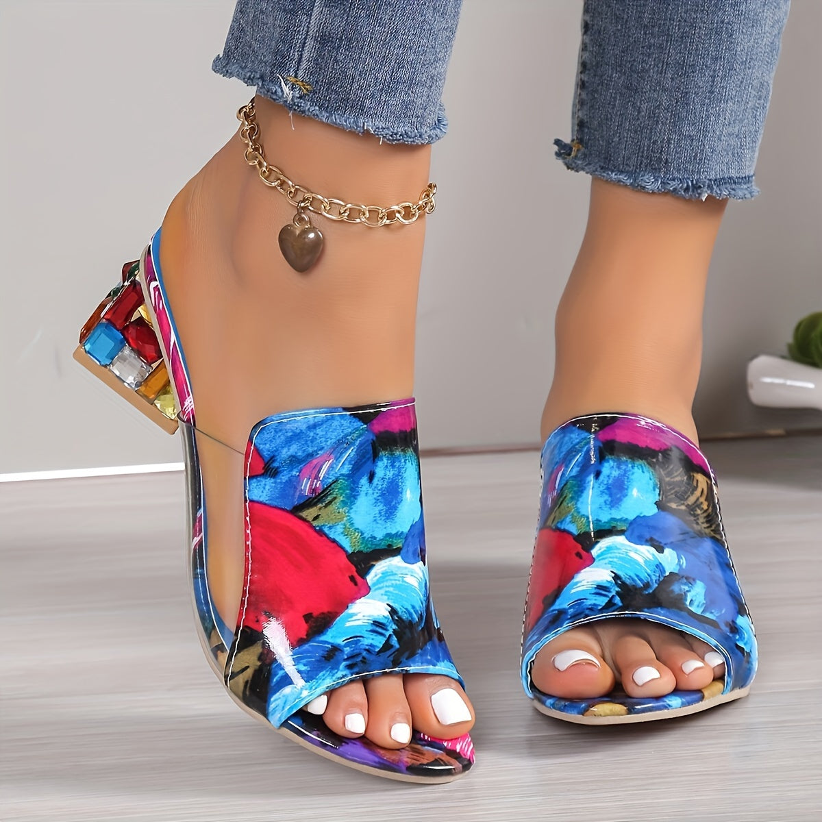 Stylish chunky heel sandals with open toe and slip-on design