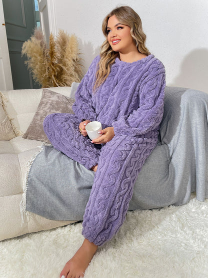 Women's Plus Size Twist Pattern Pajama Set with Flannel Top & Joggers for Fall & Winter