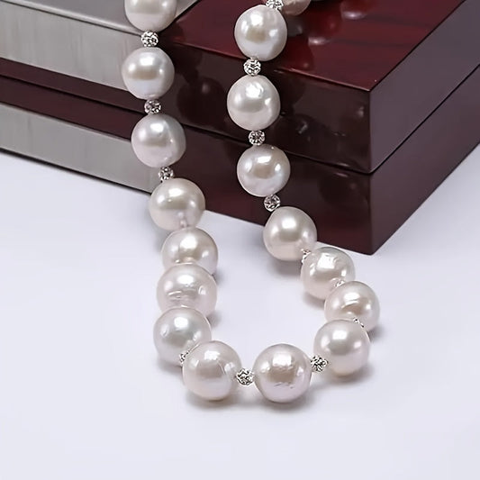 Vintage-Inspired Freshwater Pearl Necklace - Elegant and Versatile, Suitable for Both Casual and Special Events, Comes with a Gift Box - A Perfect Gift for Thanksgiving, Birthdays, or Weddings.