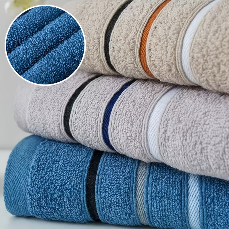 3 vibrant striped travel towels made of a quick-drying and lightweight blend. Ideal for face, bath, sports, hotel, spa, and camping. Multipurpose towels in blue, pink, and beige with a