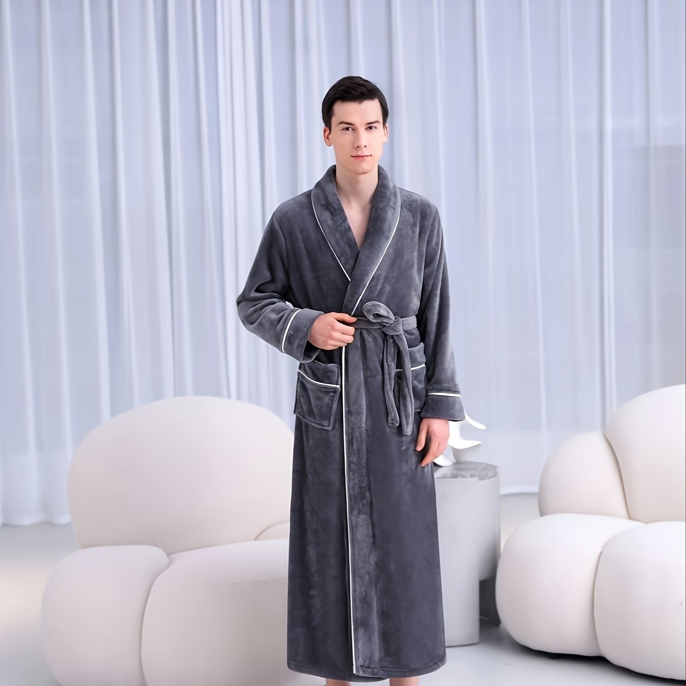 Cosy flannel robe for men & women, perfect for fall/winter.