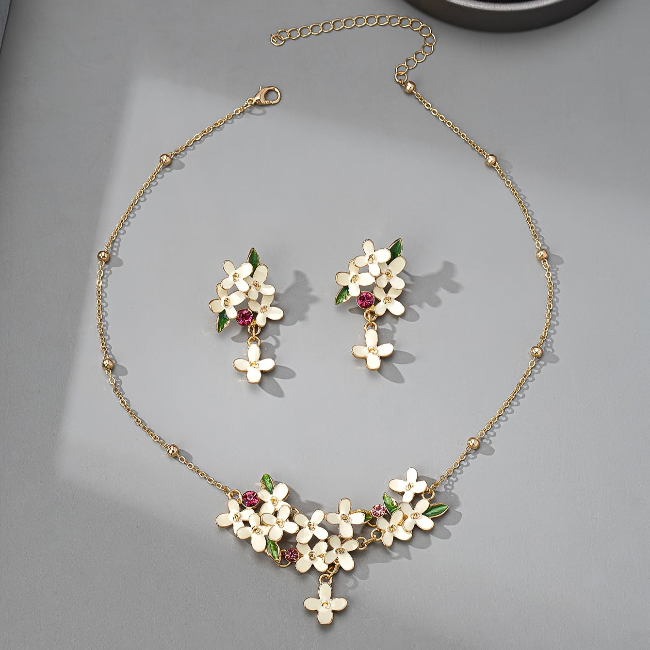 Enchanting Lilac Flower Enamel Jewelry Set - Necklace & Earrings, Ideal for Birthday Celebrations, Romantic Dates, Social Gatherings, and Stylish Everyday Wear