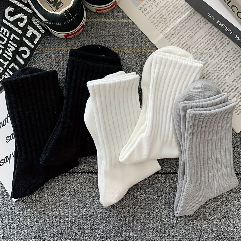 5 pairs of breathable, comfy crew socks for outdoor and all-season wear.