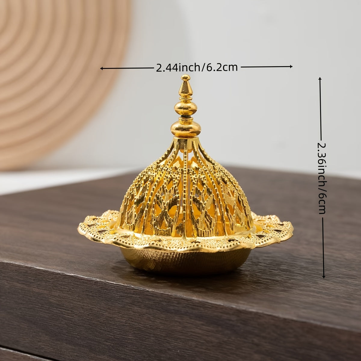 Golden Incense Burner - Perfect for home decor or as a gift for holidays, birthdays, or Eid Al-Adha. Suitable for men and women.