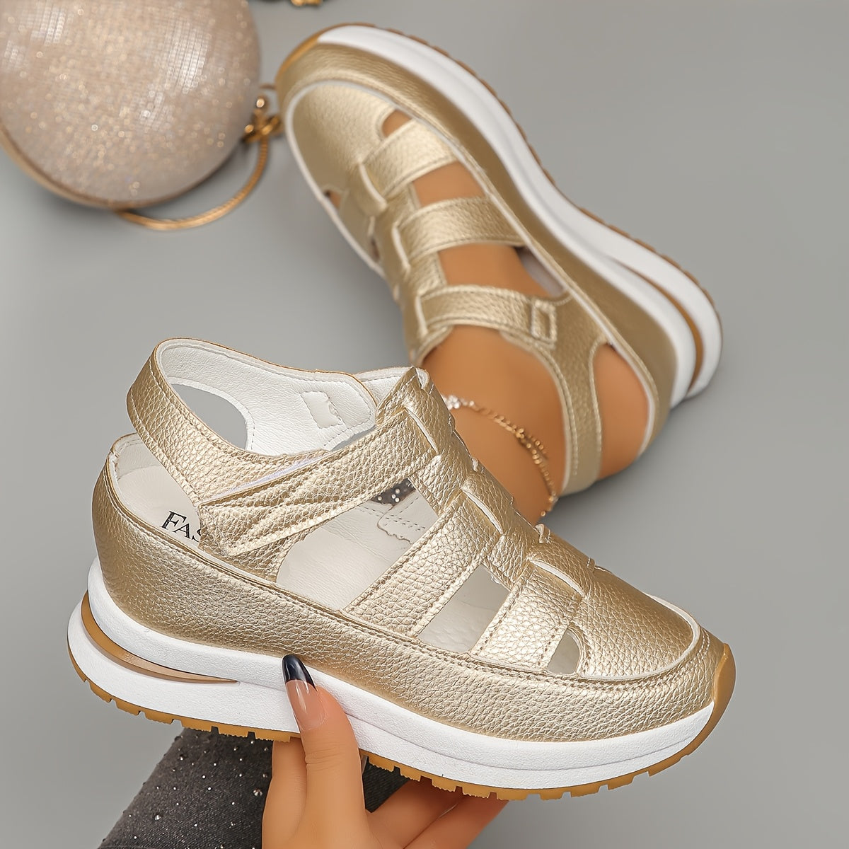 Women's fashion sandals with solid color, round toe, platform heel, hook-and-loop fastener, man-made upper and lining, rubber sole, EVA insole.