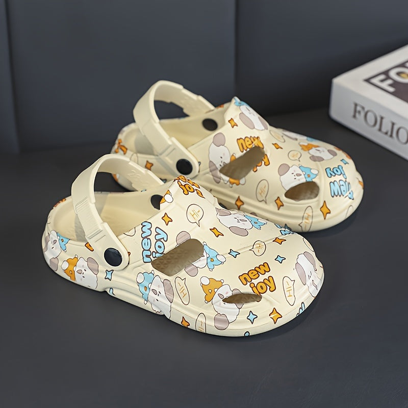 Boys' Casual Cartoon Clogs - Breathable, Lightweight, and Anti-Slip for Indoor/Outdoor Use in Spring and Summer.