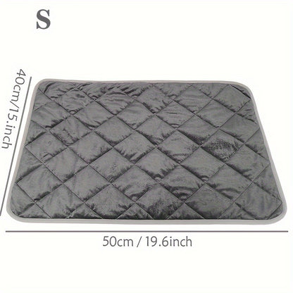 Self-warming pet mat for dogs and cats, with diamond pattern and anti-slip features, suitable for small to large breeds. Ideal for indoor/outdoor use in autumn and winter, washable.