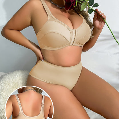 Front closure bra and panties set made of seamless, soft nylon blend for plus sizes. Solid color with stretch fit.