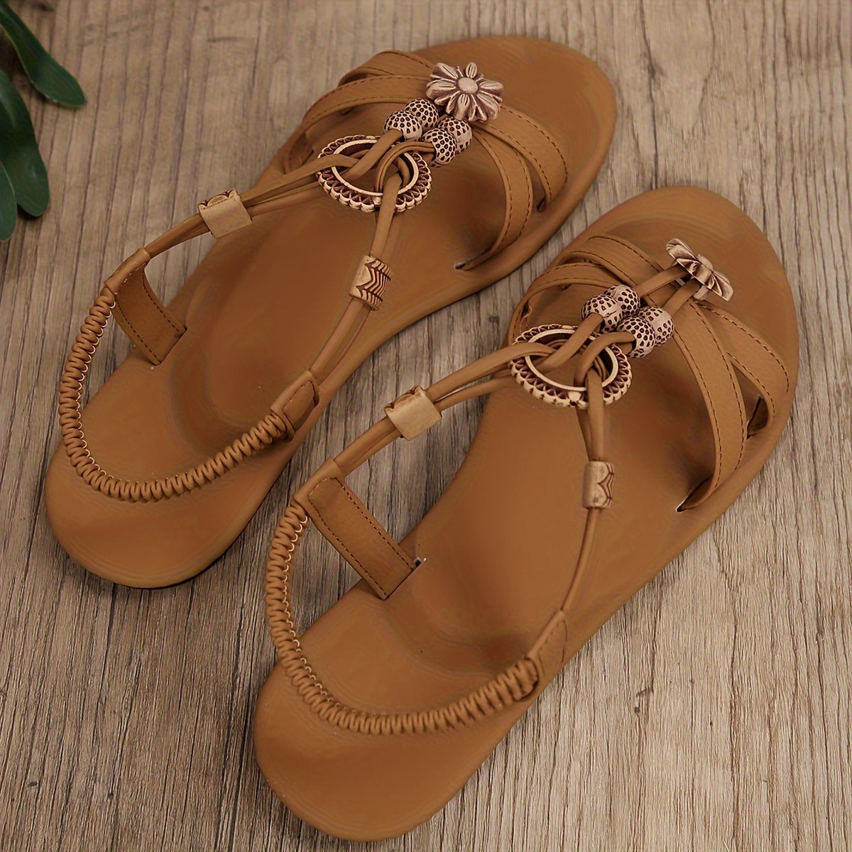 Women's breathable flat sandals with beaded detailing for summer beach holidays.