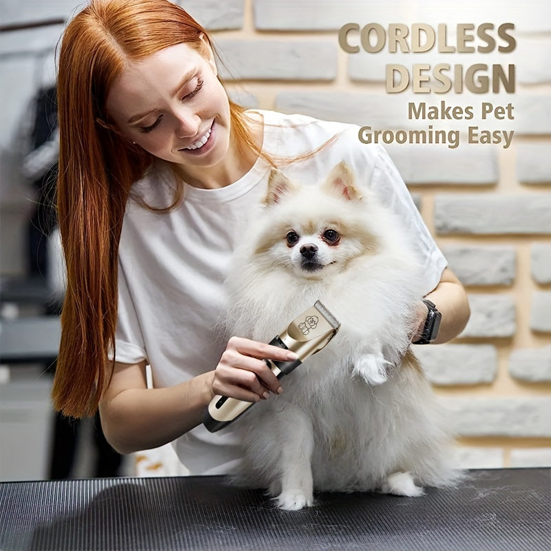 USB rechargeable electric clippers with ceramic blades for grooming cats and dogs.