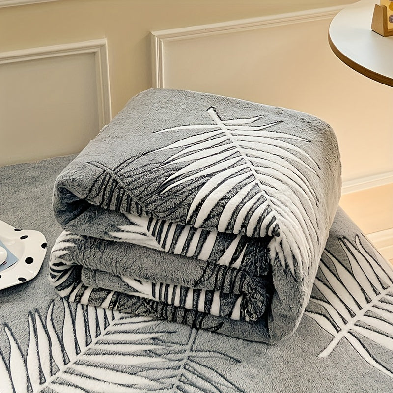 Soft coral fleece throw blanket that is suitable for all seasons. Can be easily washed in the machine and is versatile enough to be used on the bed, sofa, at the office, or as a gift.