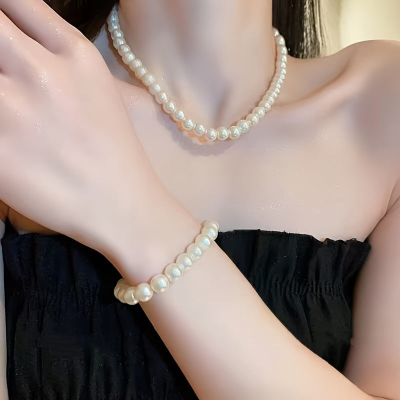 Stylish Freshwater Pearl Necklace, Ideal for Everyday or Special Occasions, Adds a Touch of Luxury to Your Outfit, Versatile and Elegant Fashion Accessory, Great for Weddings, Parties, or Gifts for Valentine's Day.