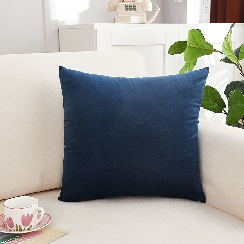 This Dutch velvet flat pillow cover is perfect for adding a touch of softness and comfort to your living room, bedroom, or sofa. The solid color design and plush velvet material make this cushion cover both stylish and cozy. Please note that the cover