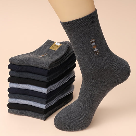 Men's mid-calf socks in the Fall/Winter collection: Breathable, moisture-wicking, and odor-resistant with a blend of polyester and spandex. Hand wash or dry clean. Features letter design.