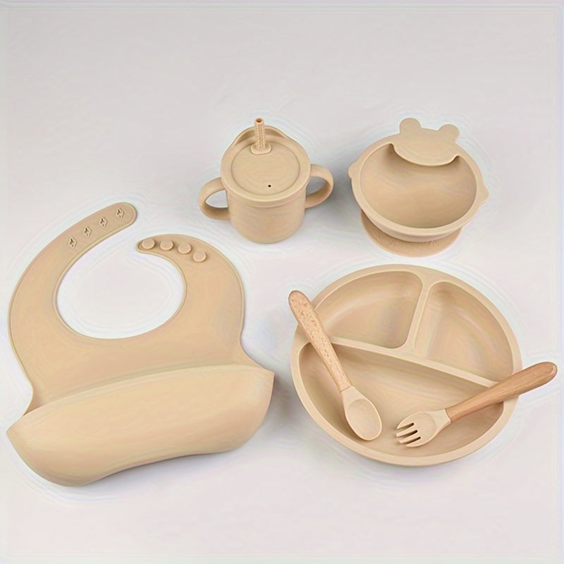 Ideal gift for holidays - Non-toxic silicone feeding set for toddlers aged 0 to 3 years, includes suction plate, bowl, divided dish, cup with straw, bib, and utensils, ensuring a safe and enjoyable mealtime for children.