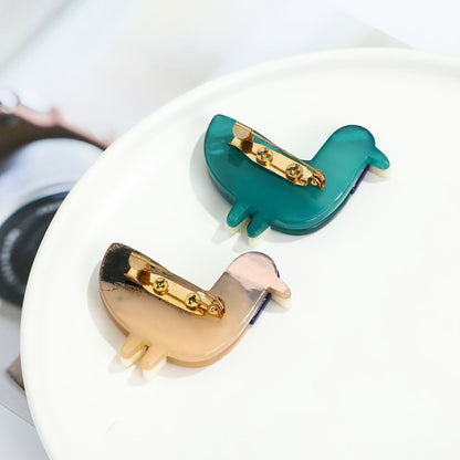 Quackie Chic Acrylic Duck Brooch Pin - Cartoon Style Animal Shaped Lapel Pin - Unique Fashion Accessory for Clothing and Scarves