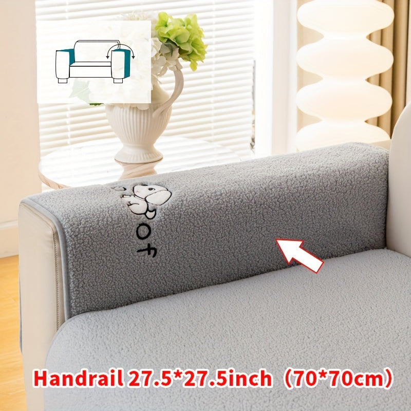 Soft Sherpa sofa cover, pet-friendly, non-slip, machine washable.