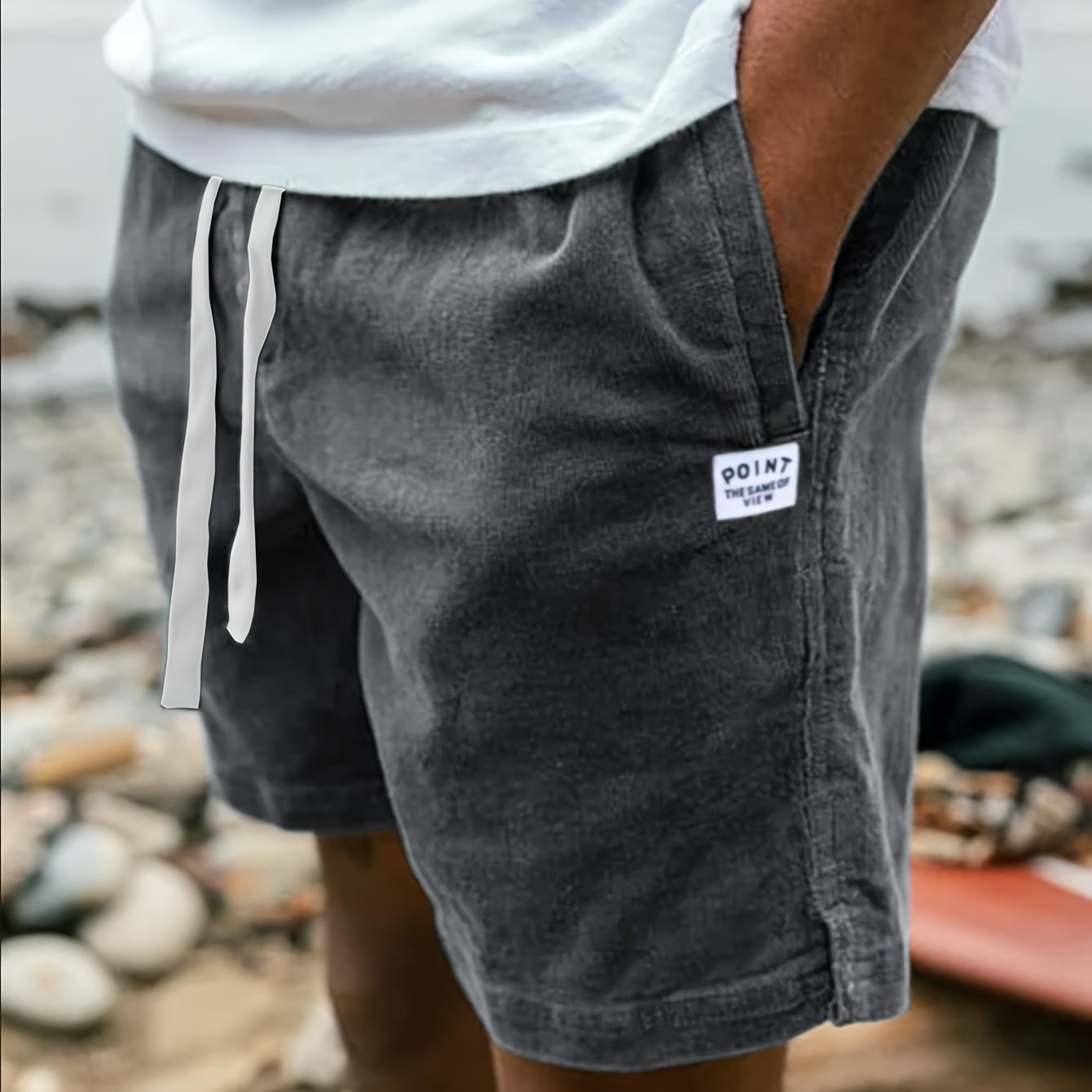 Corduroy shorts with pockets and drawstring for summer casual fashion for men.