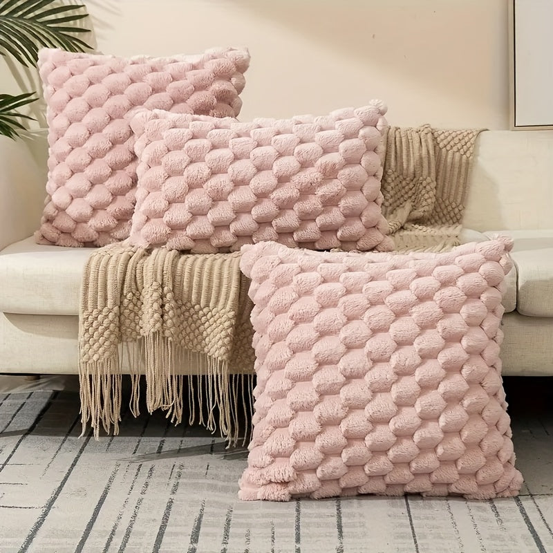 Set of 2 pineapple grid turtle pattern cushion covers in contemporary style, available in two sizes: 17.7x17.7 cm and 50.8x30.48 cm. Made of soft plush fabric, single-sided design. Ideal for adding decorative accents to your home and living room. Note