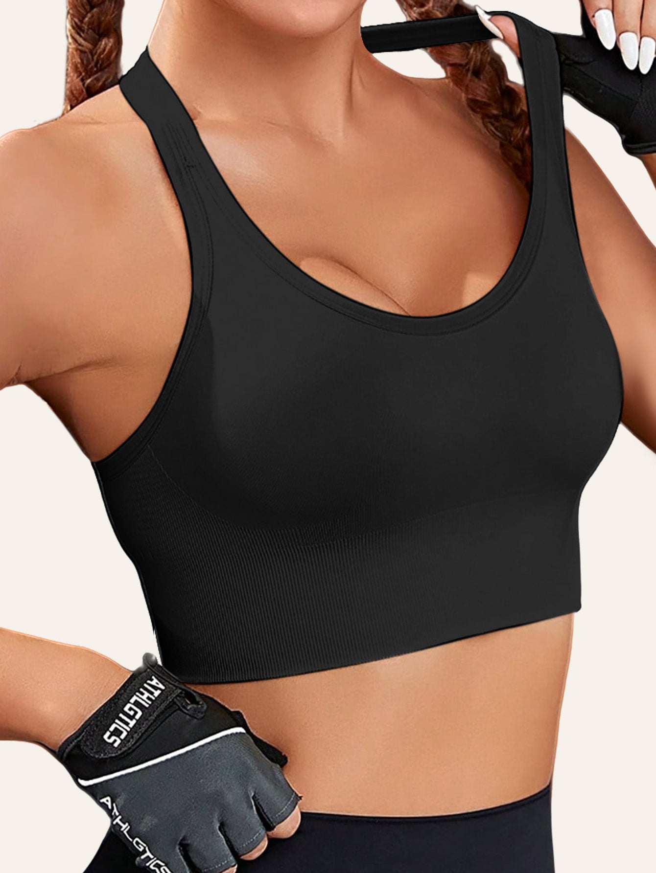 Women's sports bra with removable pads, breathable nylon fabric, non-slip, no underwire, solid color tank top for gym and yoga.