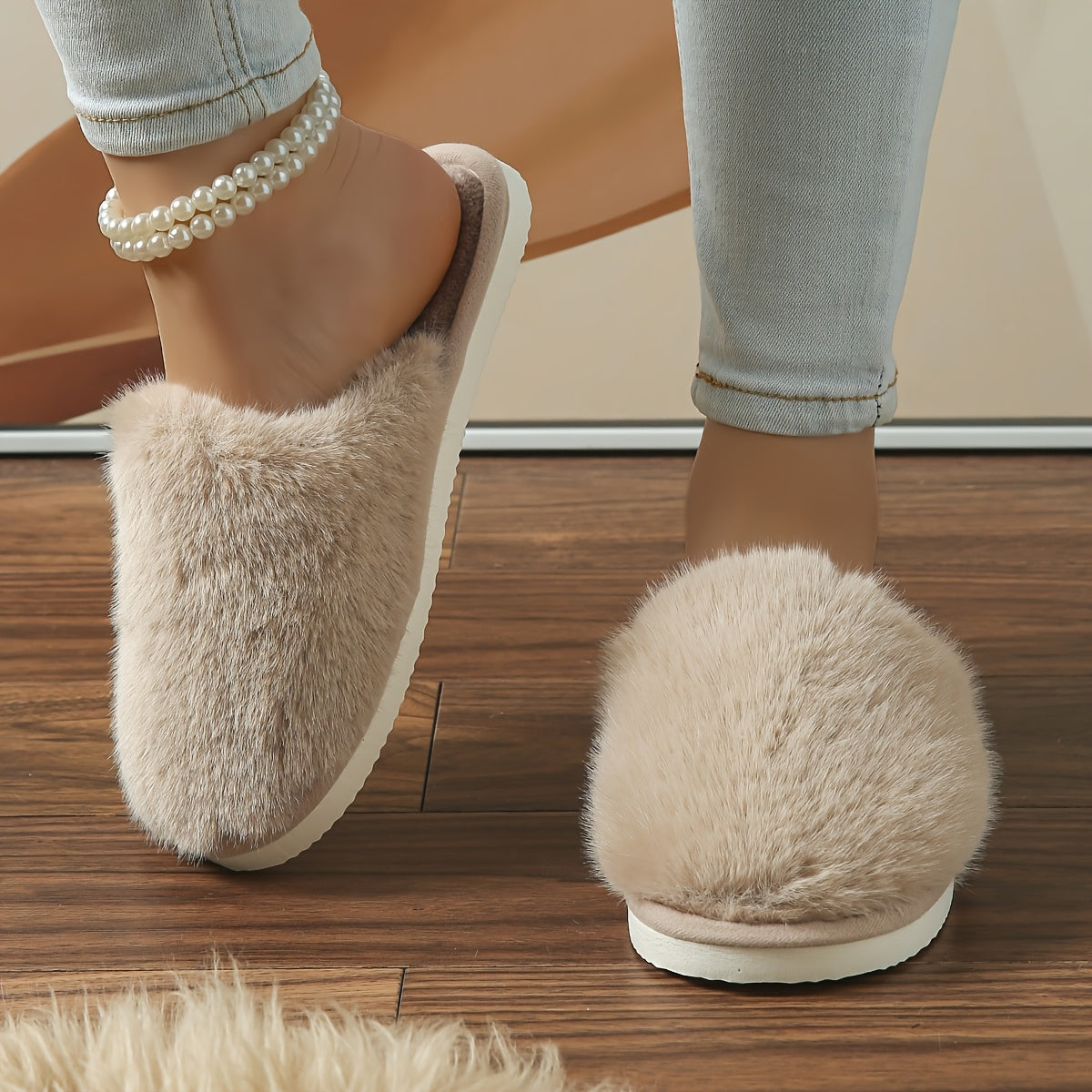 Comfy, adjustable women's slippers with plush light brown toe, warm EVA sole, soft fabric lining, and fuzzy design for indoor comfort all year round.