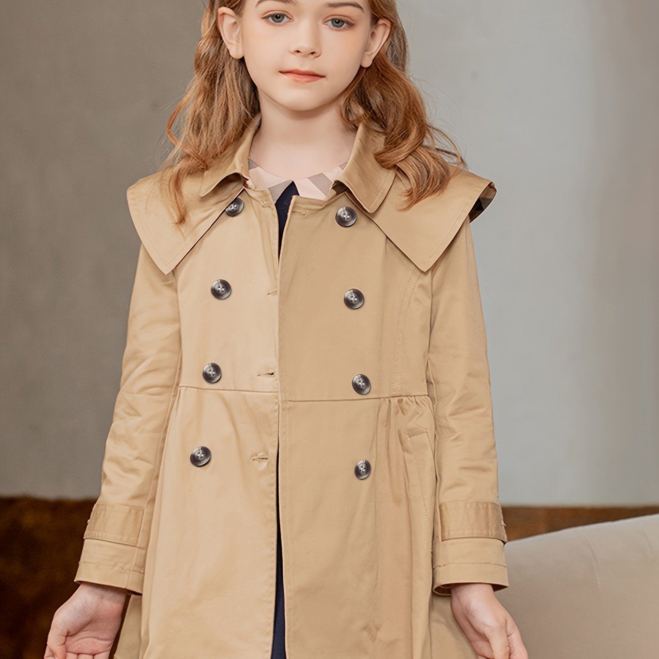 New princess-style trench coat for girls, tailored waist, British outerwear for autumn and winter.