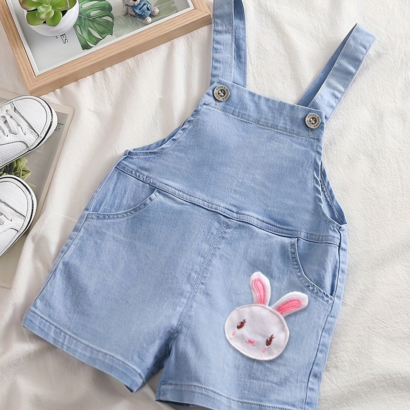 Toddler baby bunny overalls for girls.