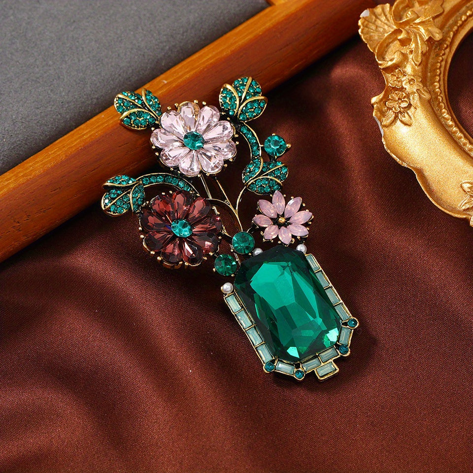 Vintage-Inspired French Green Crystal Vase Brooch Unique Niche Design Elegant Pin Luxury Fashion Accessory for Women