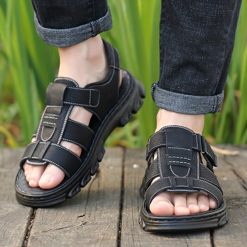 Men's casual and comfortable summer hiking sandals for daily and outdoor use.