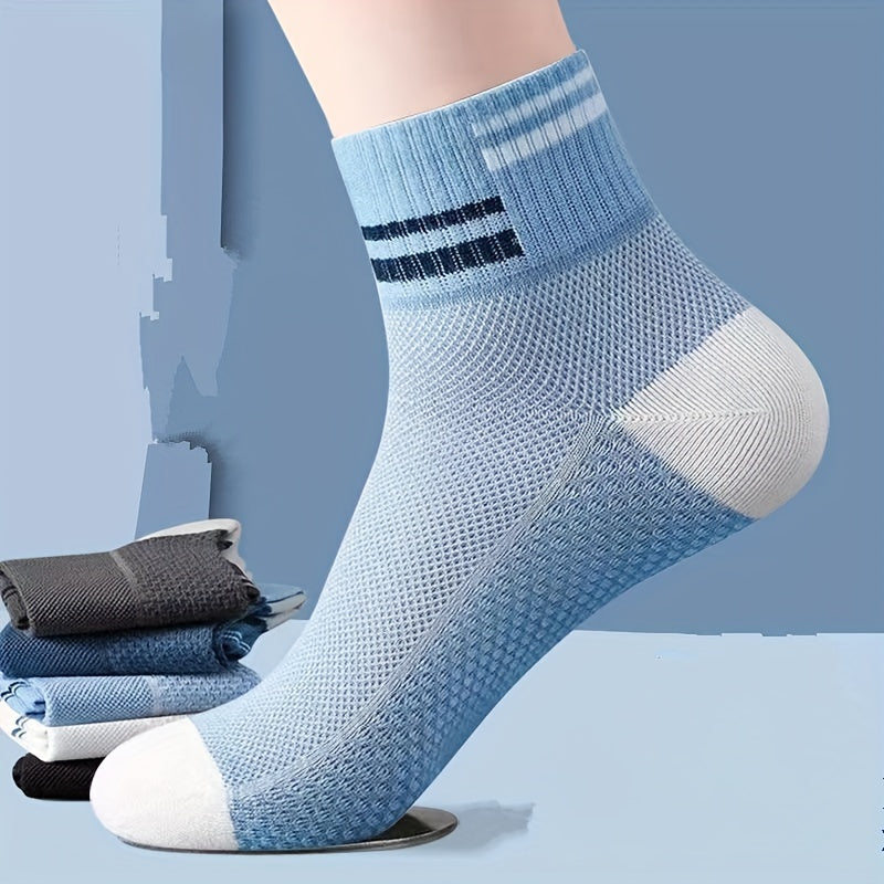 Men's 5 pairs of simple thin low cut ankle socks for spring and summer, with anti-odor and sweat absorption features.