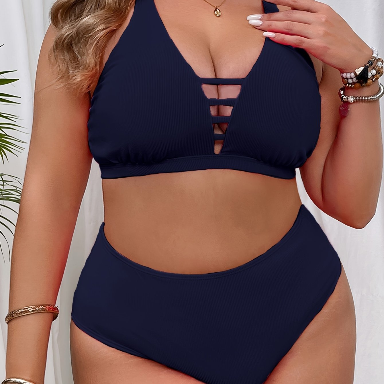 Stylish backless high waist 2 piece set bikini swimsuits in magenta for plus size women.