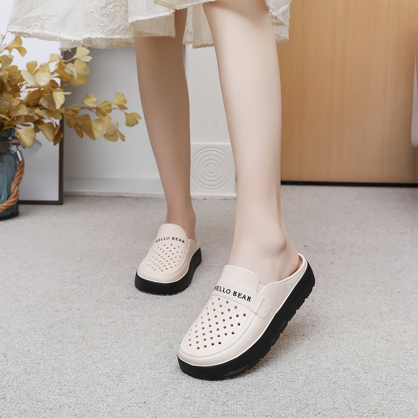 Valentine's Day gift: Summer thick-soled shoes for women with half-enclosed head, symbolizing love and companionship.