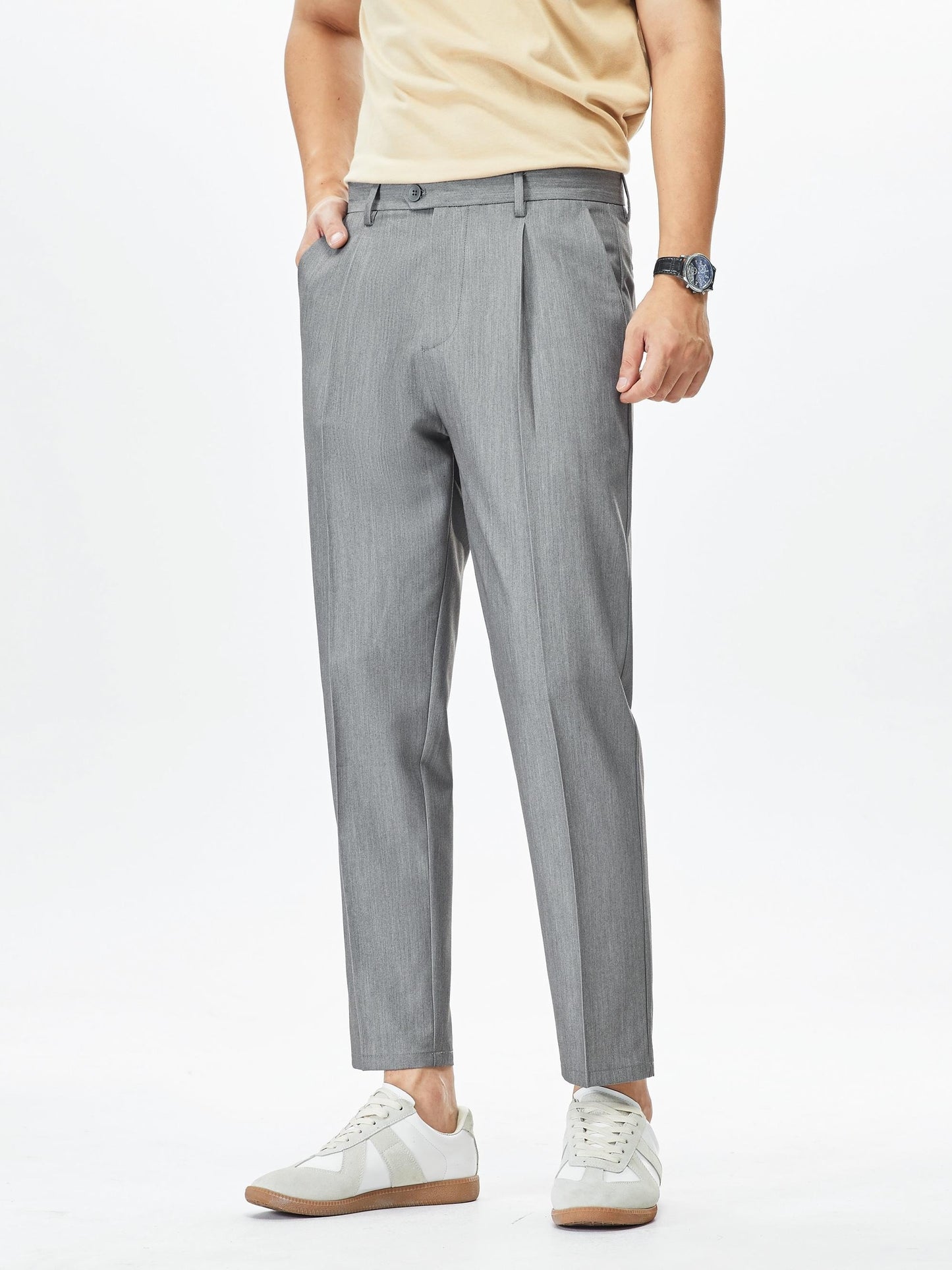 Men's cropped pants in solid color, semi-formal style for casual outdoor wear.