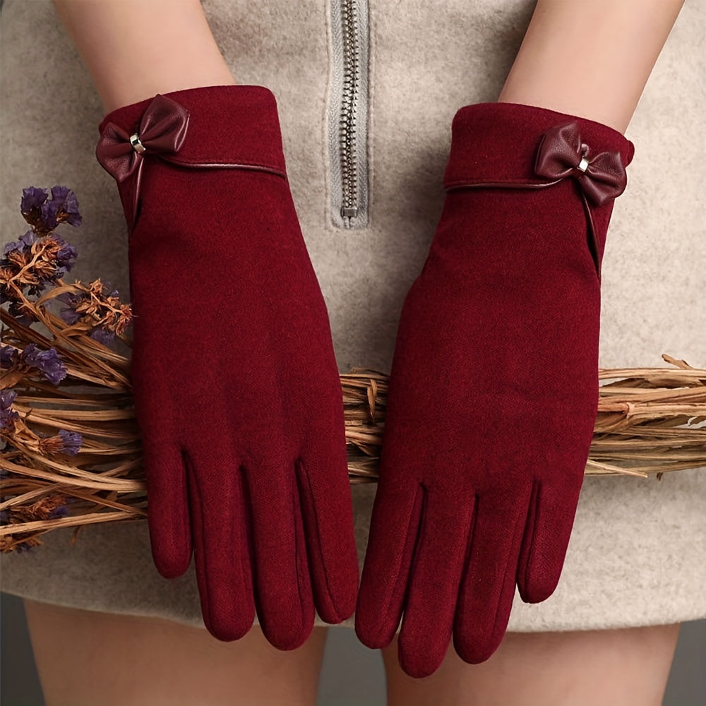 Chic Bow Accent Gloves: Cozy, Split Finger Touchscreen Gloves for Cold Autumn and Winter Days