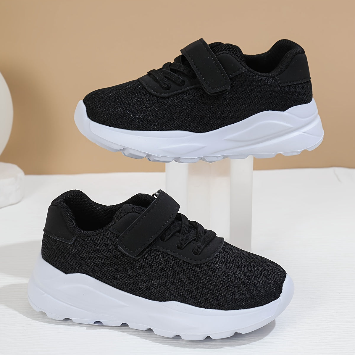 Breathable casual sports shoes for boys