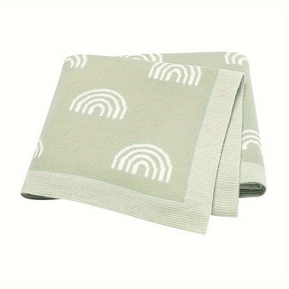 This soft and cozy rainbow jacquard knit blanket is perfect for youngsters. It can be used as a versatile stroller cover or bed air conditioning quilt. Please hand wash only. Available in sky blue, mint green, grey, and pink.