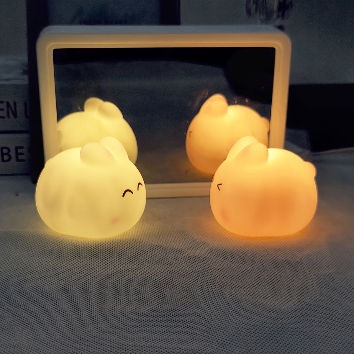 Adorable rabbit LED lamp, perfect for bedroom decor or gifting to friends and family for holidays and birthdays. Compact, portable, and powered by button batteries.