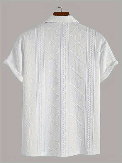 Casual and chic men's shirt with geometric pattern, lapel collar, and short sleeves, made of pure cotton knit fabric for summer wear.