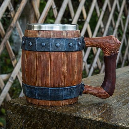 Stainless steel barrel-shaped coffee mug - ideal for hot or cold drinks, great for home use or as a gift.