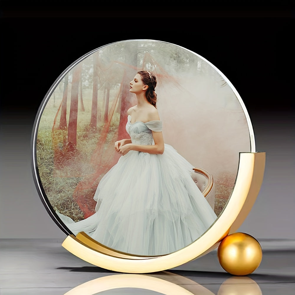 Customized round photo frame, personalized picture frame, DIY creative desk ornament. Perfect for Christmas, Halloween, Thanksgiving, Easter, or New Year gift.