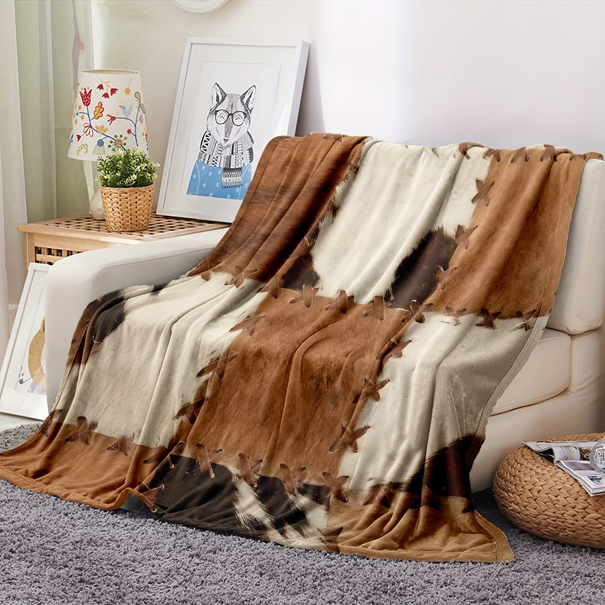 Soft and cozy flannel faux animal fur patchwork printed blanket shawl that can be used as a casual sofa blanket, nap throw blanket, lunch break blanket, or multipurpose blanket. Skin-friendly and comfortable.