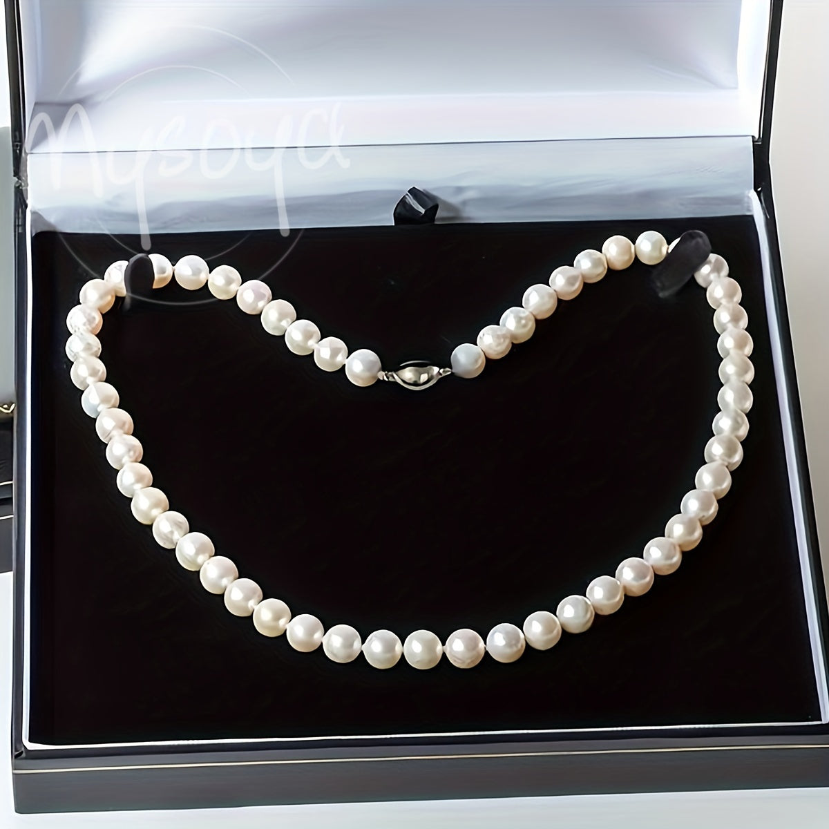 Handcrafted Natural Freshwater Pearl Necklace, Featuring 11-13mm Pearls in a Large Size. Comes with a Gift Box, Perfect for Him or Her. Ideal for Daily Wear, Parties, Birthdays, Anniversaries, and Valentine's Day.