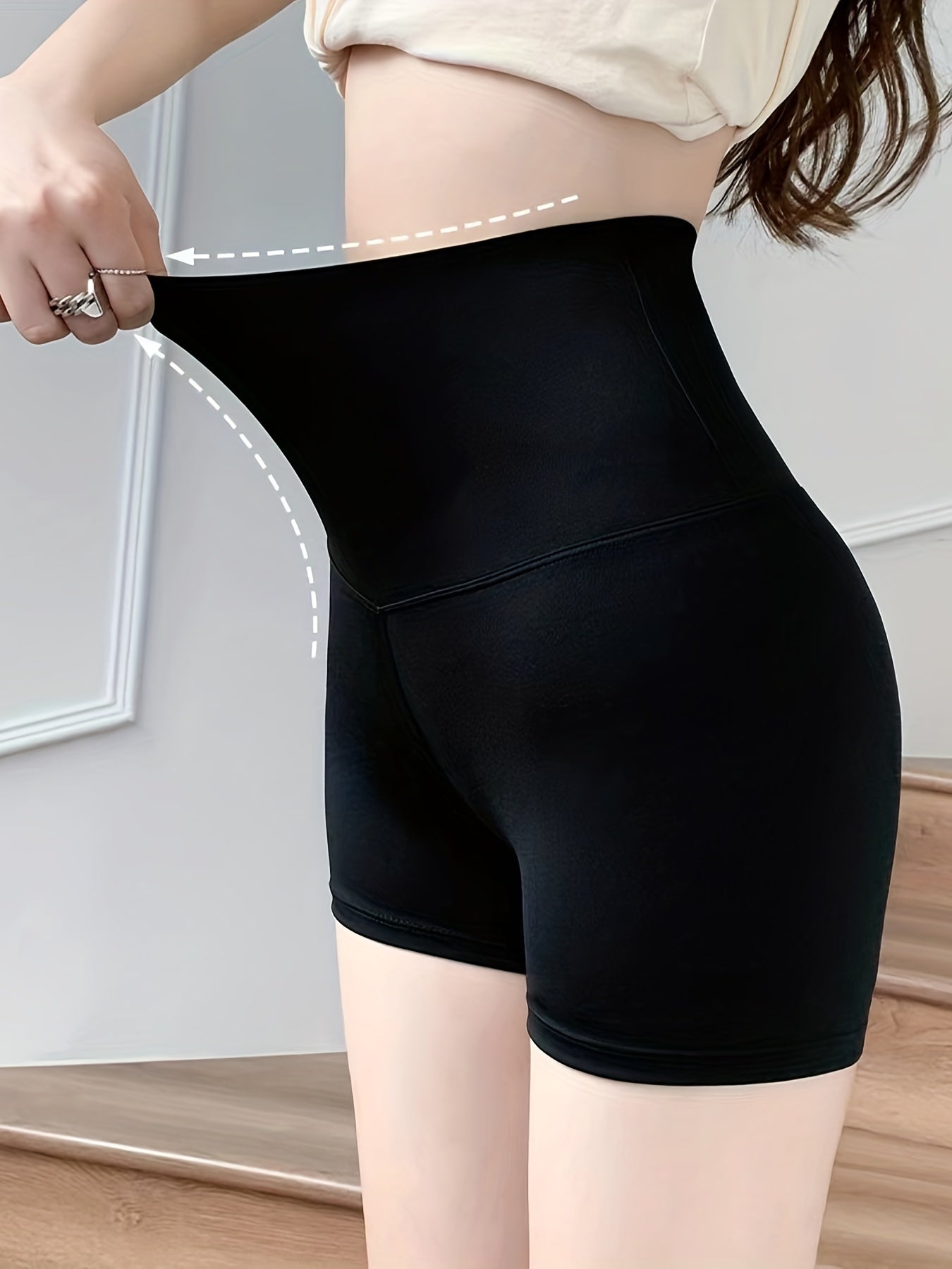 Shaping panties with tummy control and buttocks lift; women's underwear and shapewear.