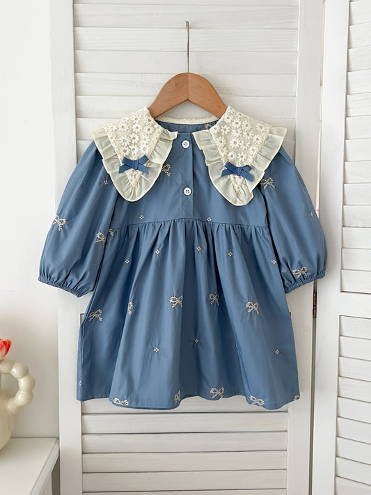 Black long-sleeve dress with lace trim and butterfly collar, featuring cute Korean-style embroidery for girls in spring and autumn