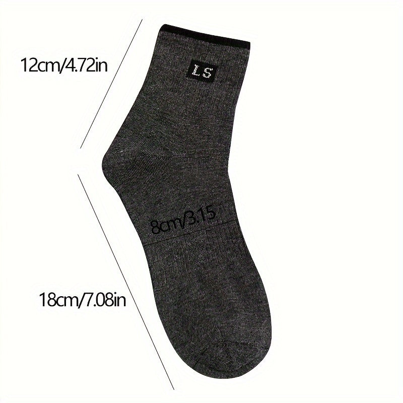 10 pairs of men's trendy solid crew socks, perfect for outdoor wearing in all seasons.