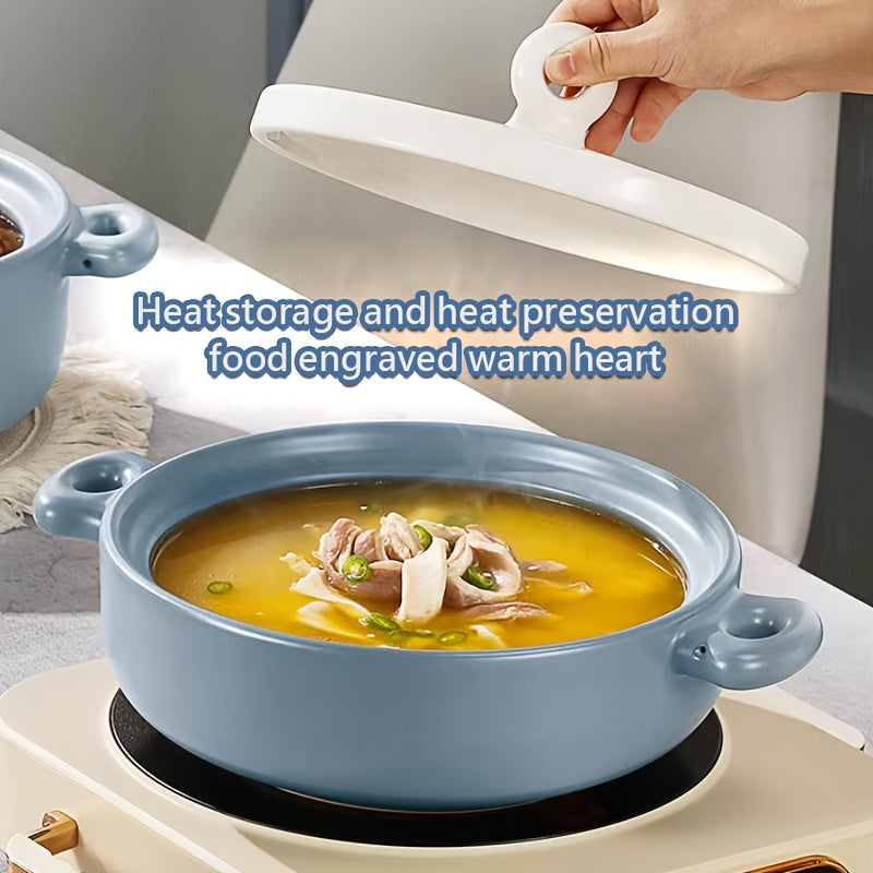 Highly durable white soup pot with a blue lid, 4L capacity perfect for serving 5-7 people. Can withstand high temperatures and is suitable for use with gas and induction cookers. Ideal for cooking stews, porridge, and daily meals as well as for festive