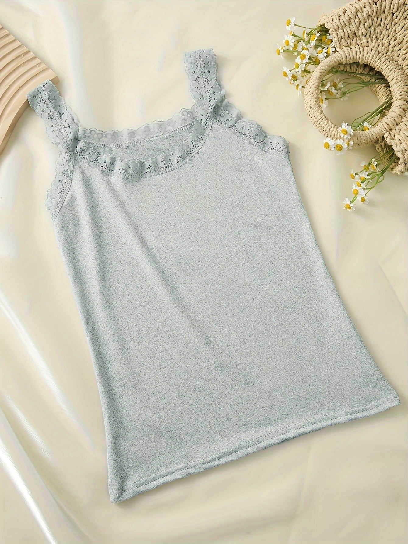 6-piece set of sleeveless camisoles for women, perfect for spring and summer, featuring a new fashion style that can be effortlessly paired with any outfit.