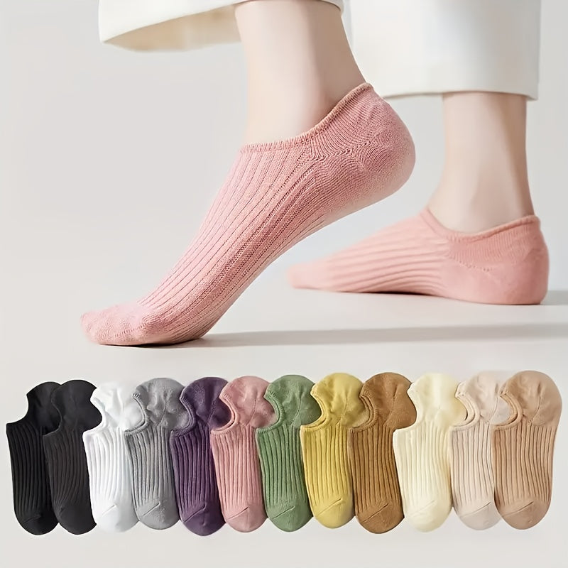 4 out of 12 pairs of candy-colored women's boat socks