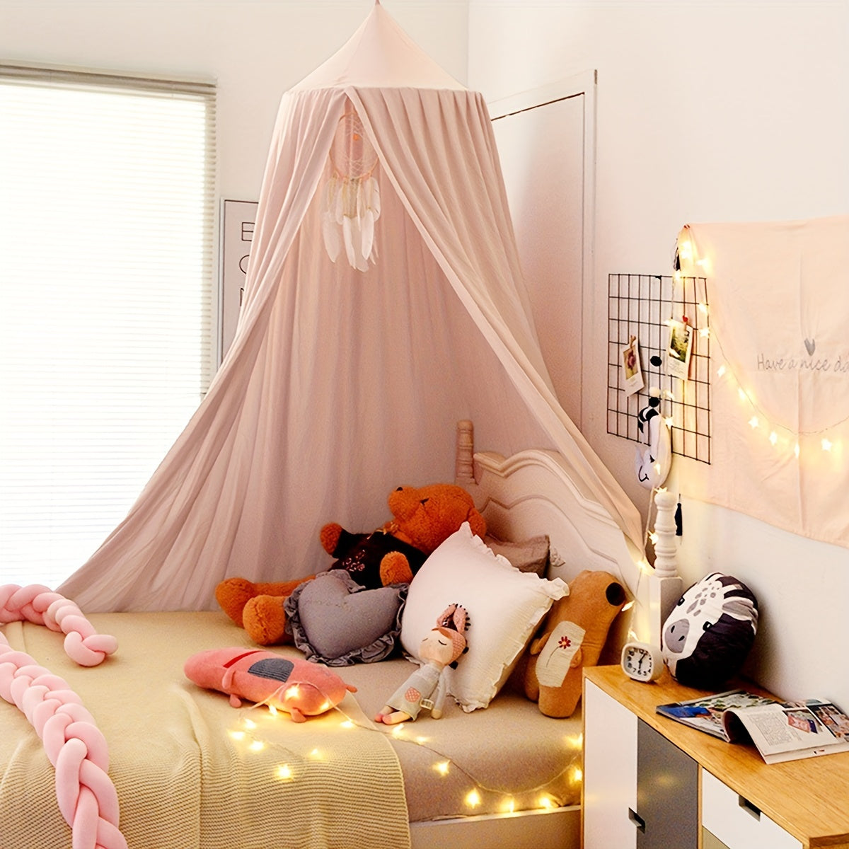 Princess style kids bed canopy made of soft polyester fabric, machine washable, dreamy mosquito netting. Perfect for a contemporary reading nook tent in a girls room. Indoor use, 100-120 gsm.